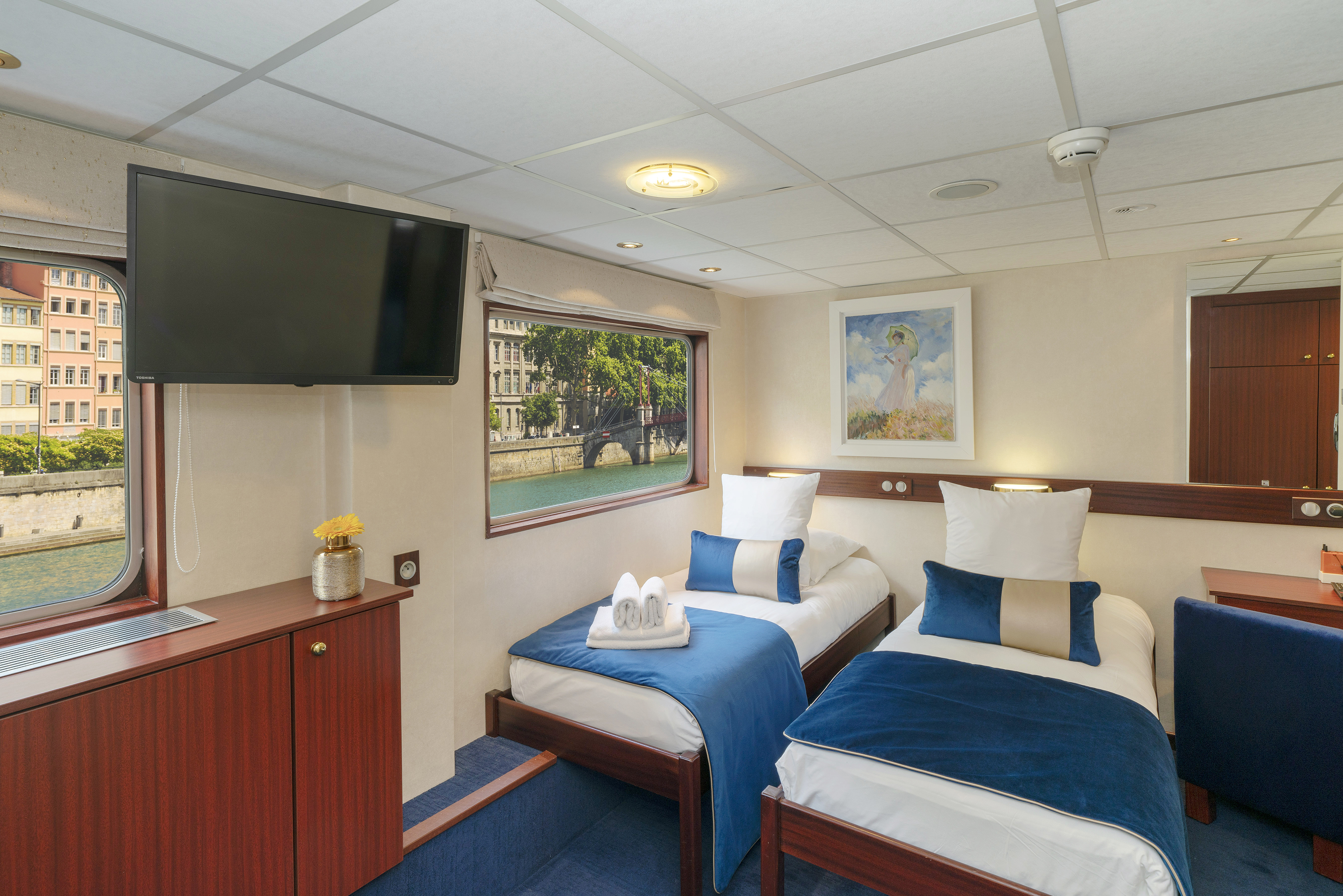 CroisiEurope MS Mistral Suite 1.jpg